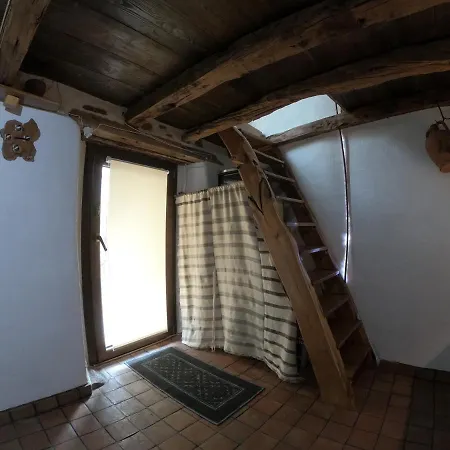 Sa Domu 'eccia Holiday home Urzulei