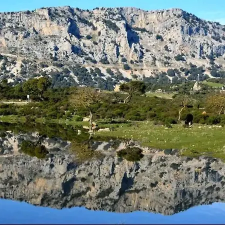 Dom wakacyjny Sa Domu 'eccia Urzulei